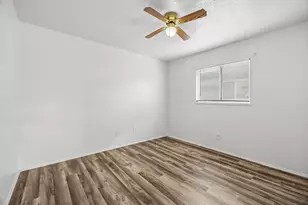 2001 Emory Oak Dr, Carrollton, TX 75007 - Photo 29