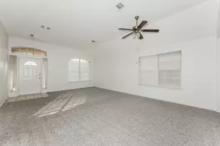 5051 Showdown Ln, Grand Prairie, TX 75052 - Photo 5