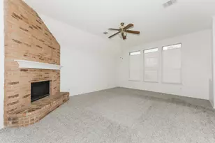 5051 Showdown Ln, Grand Prairie, TX 75052 - Photo 17