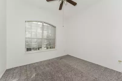 5051 Showdown Lane, Grand Prairie, TX 75052 - Photo 11