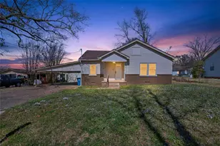 404 Rogers Ave, Henderson, TX 75654 - Photo 3