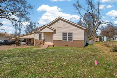 404 Rogers Avenue, Henderson, TX 75654 - Photo 1