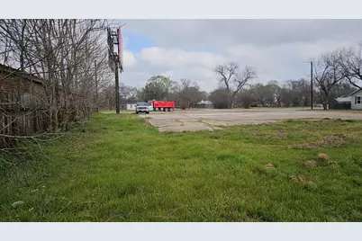 210 NE 2nd Street, Kerens, TX 75144 - Photo 11