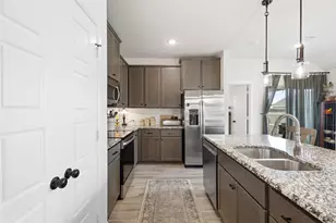 103 Olivia St, Hillsboro, TX 76645 - Photo 13