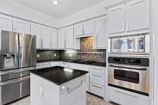 1136 Pedernales Trail, Irving, TX 75063 - Photo 9