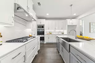 1757 Lady Bettye Dr, Carrollton, TX 75010 - Photo 7