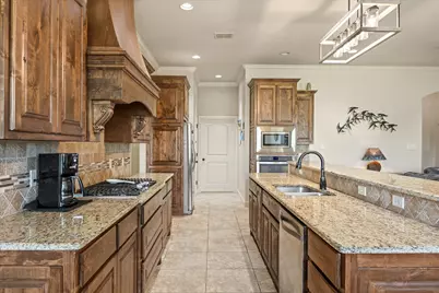 317 Paddle Boat Drive, Granbury, TX 76049 - Photo 11