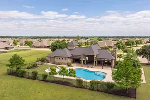 317 Paddle Boat Dr, Granbury, TX 76049 - Photo 33