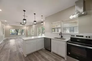 2945 May St, Fort Worth, TX 76110 - Photo 7