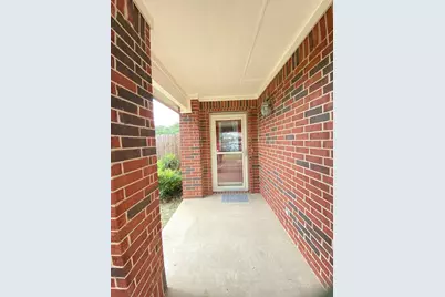 8016 Meadow View Trail, Fort Worth, TX 76120 - Photo 3