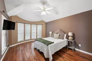 2676 Bent Tree Dr, Hurst, TX 76054 - Photo 5