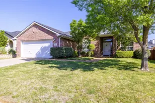 1703 Birch Ln, Corinth, TX 76210 - Photo 3