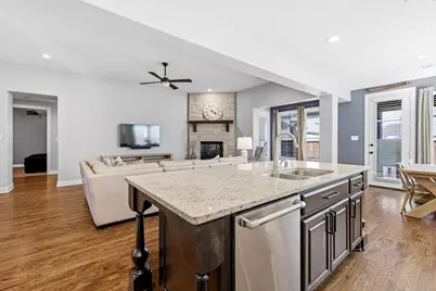 1008 W Bluff Way, Roanoke, TX 76262 - Photo 15