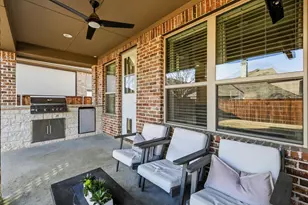 1008 W Bluff Way, Roanoke, TX 76262 - Photo 25