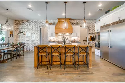 312 Pear Valley Lane, Burleson, TX 76028 - Photo 11