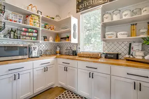 312 Pear Valley Ln, Burleson, TX 76028 - Photo 17