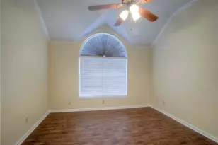 4221 Crestedge Ln, Carrollton, TX 75010 - Photo 13