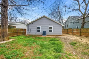 929 W Collins St, Denison, TX 75020 - Photo 31