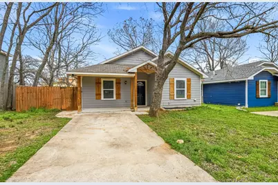 929 W Collins Street, Denison, TX 75020 - Photo 1