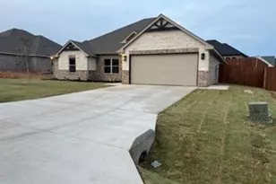 3004 Promenade Dr, Granbury, TX 76049 - Photo 1