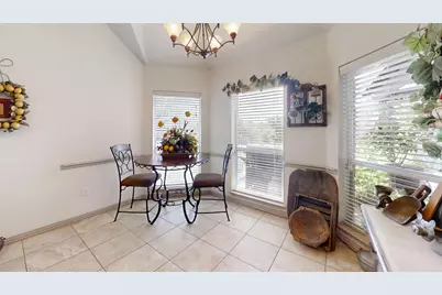 3121 Cliffview Court, Granbury, TX 76048 - Photo 11