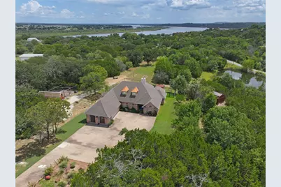3121 Cliffview Court, Granbury, TX 76048 - Photo 1