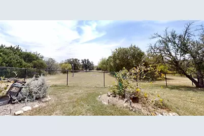 3121 Cliffview Court, Granbury, TX 76048 - Photo 27
