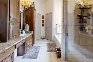 3121 Cliffview Ct, Granbury, TX 76048 - Photo 17