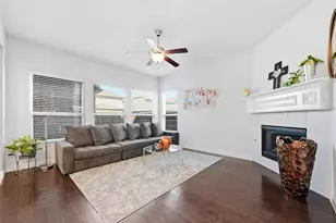 1074 James Ct, Allen, TX 75013 - Photo 5