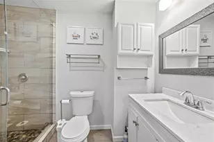 8142 Clearsprings Rd, Dallas, TX 75240 - Photo 15