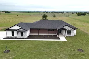 611 Willow Moon Ranch Rd, Crawford, TX 76638 - Photo 3