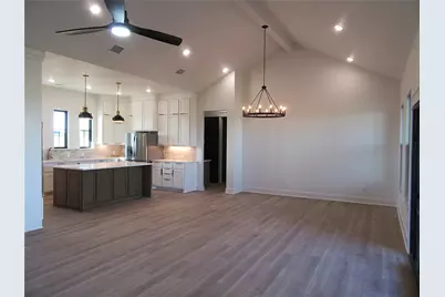 611 Willow Moon Ranch Road, Crawford, TX 76638 - Photo 9