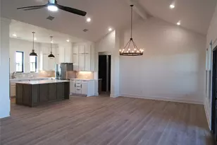611 Willow Moon Ranch Rd, Crawford, TX 76638 - Photo 9