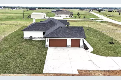611 Willow Moon Ranch Road, Crawford, TX 76638 - Photo 39