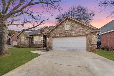 409 Dorcas Lane, Arlington, TX 76013 - Photo 1