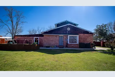 308 W Colorado, Wortham, TX 76693 - Photo 31