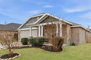 2003 Uvalde Dr, Forney, TX 75126 - Photo 3