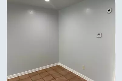 425 S Oak Street #101, Arlington, TX 76010 - Photo 9