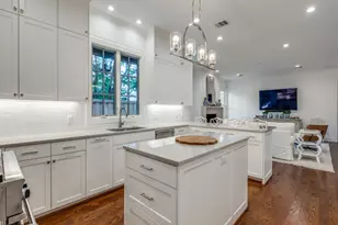 4229 Normandy Ave, University Park, TX 75205 - Photo 9