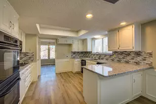 225 Sovereign Ct, Rockwall, TX 75032 - Photo 11