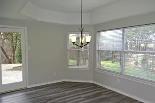 909 Hickory Knob Cir, Cedar Hill, TX 75104 - Photo 17