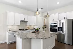 12788 Mercer Pkwy, Farmers Branch, TX 75234 - Photo 11