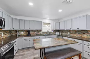 1118 Private Rd 425, Whitewright, TX 75491 - Photo 15