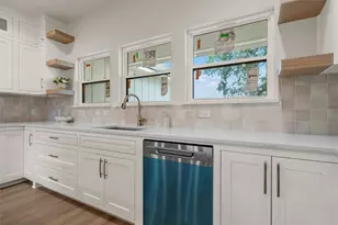 5200 Bogey Ln, Waco, TX 76708 - Photo 11