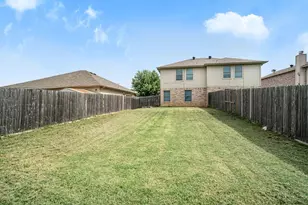 542 Mast Ct, Crowley, TX 76036 - Photo 13