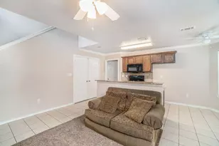 542 Mast Ct, Crowley, TX 76036 - Photo 15