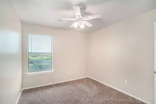 542 Mast Ct, Crowley, TX 76036 - Photo 21