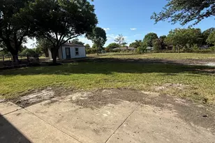 11 Maree Ct, Waxahachie, TX 75165 - Photo 33