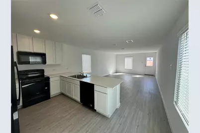 905 Blue Heron Drive, Princeton, TX 75407 - Photo 5