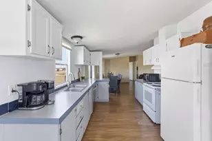 3155 Shady Creek Cir, Red Oak, TX 75154 - Photo 3